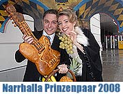 Fasching 2008 : Kurz vorgestellt: Das Münchner Narrhalla Prinzenpaar 2008 - Felix I. und Birgit I. und ihr Motto: München rockt"  (Foto: Ingrid Grossmann)
